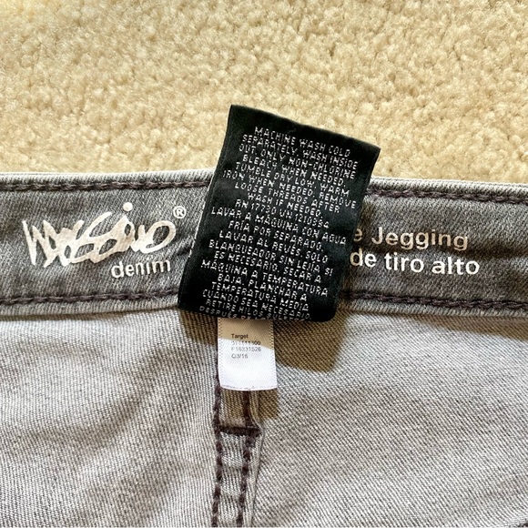 High Rise Mossimo Jeggings - Picture 3 of 4